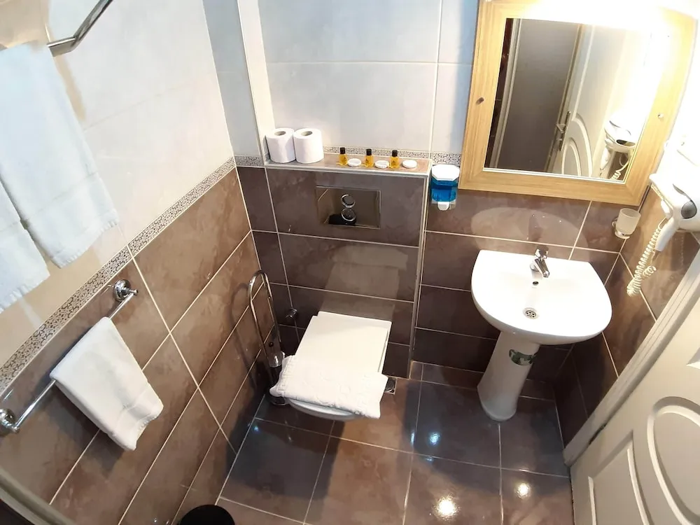 Family Triple Room, Basemant Floor