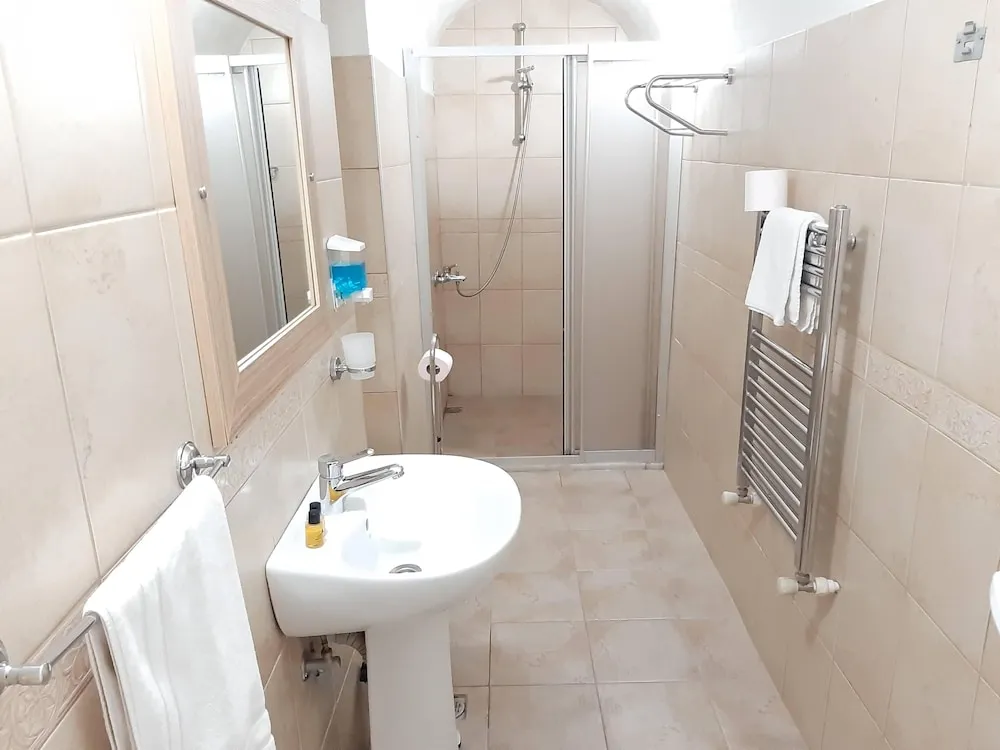 Family Triple Room, Basemant Floor