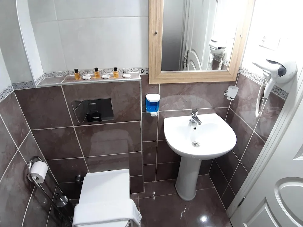 Family Triple Room, Basemant Floor