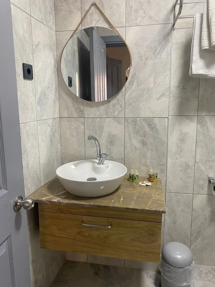 Deluxe Üç Kişilik Oda