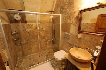 Avanos Suites