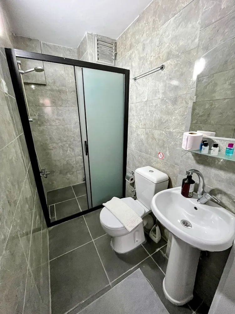 Bodrum Kat Üç Kişilik Oda