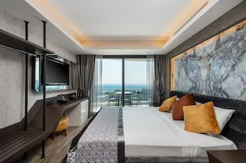 Elite Luxury Suite & Spa