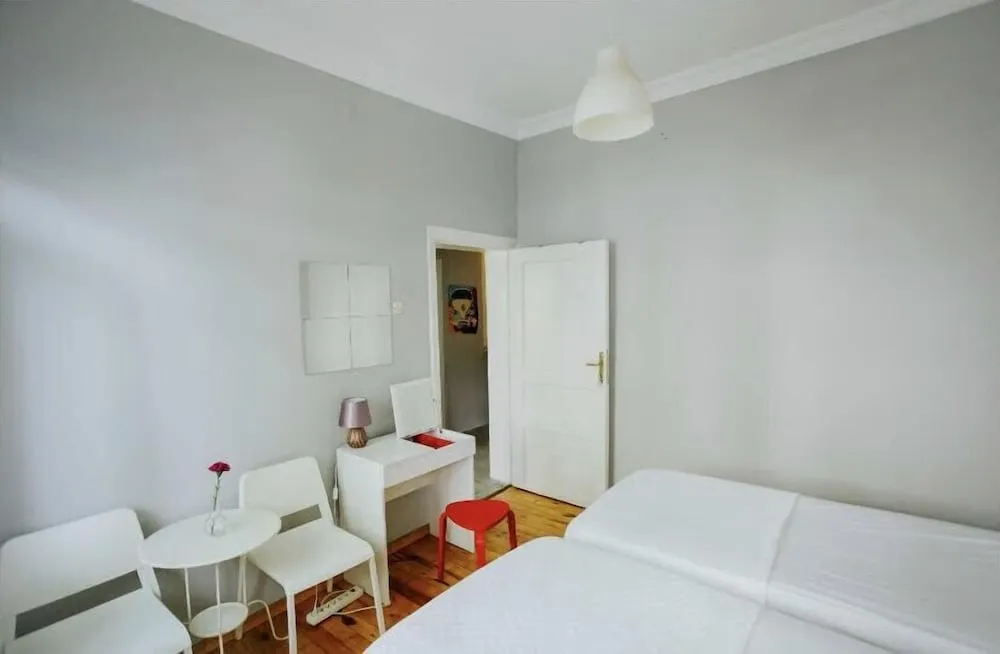 City İki Ayrı Yataklı Oda, 2 Tek Kişilik Yatak, Ortak Banyo
