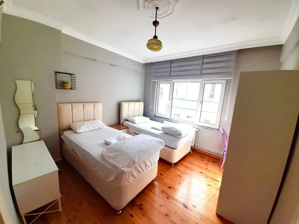 City İki Ayrı Yataklı Oda, 2 Tek Kişilik Yatak, Ortak Banyo