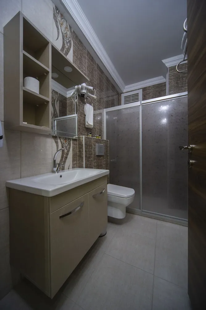 Standard Tek Büyük veya İki Ayrı Yataklı Oda, Şehir Manzaralı