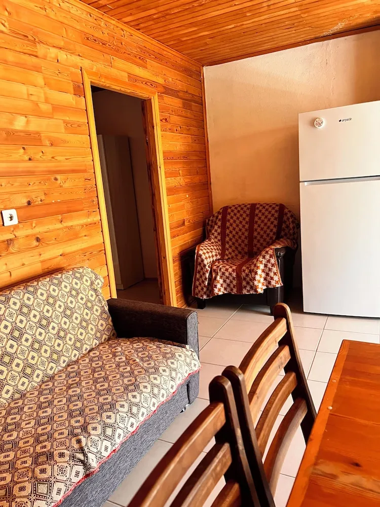 Grand Apart Daire, Bahçe Manzaralı