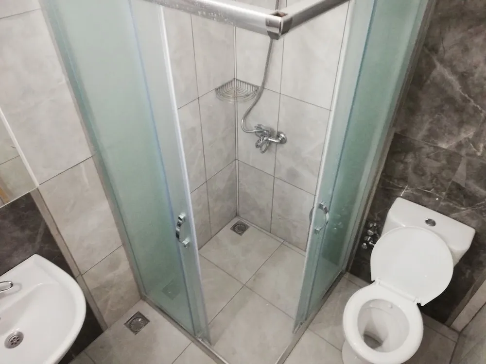 Standard Tek Büyük veya İki Ayrı Yataklı Oda, 1 Yatak Odası, Sigara İçilmez, Bahçe Manzaralı