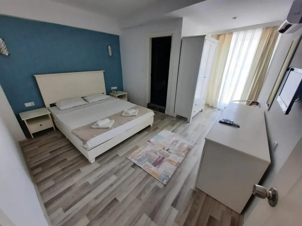 Corner Boutique Hotel