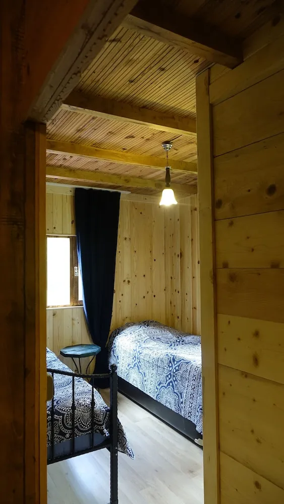 Standard Oda, Vadi Manzaralı