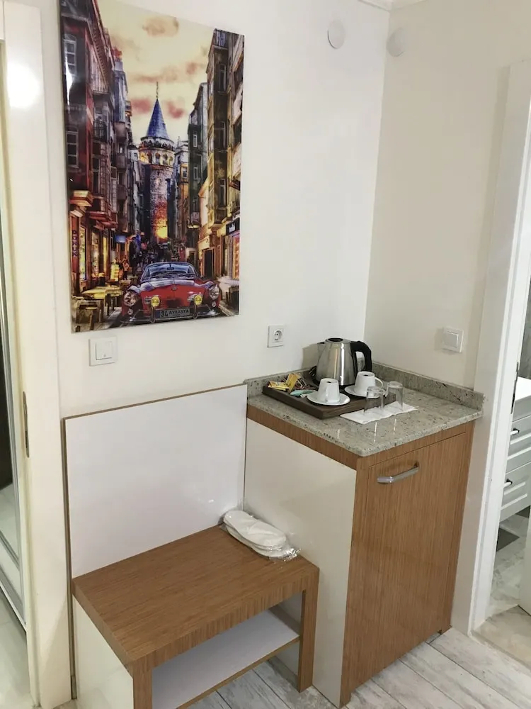 Comfort Tek Büyük Yataklı Oda