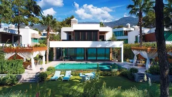 Özel Lüks Villa Azur