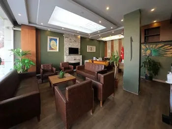 CNR Otel