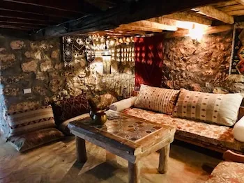 Kale Lodge - Adults Only