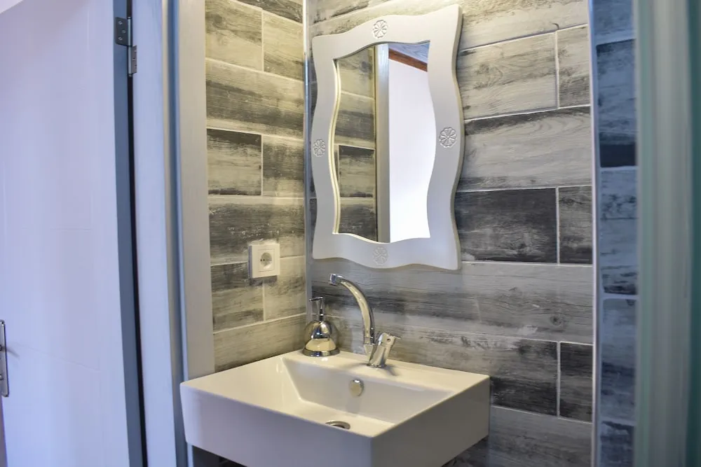 Standard Üç Kişilik Oda