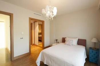 Vhillas Private Luxury Villa Mana