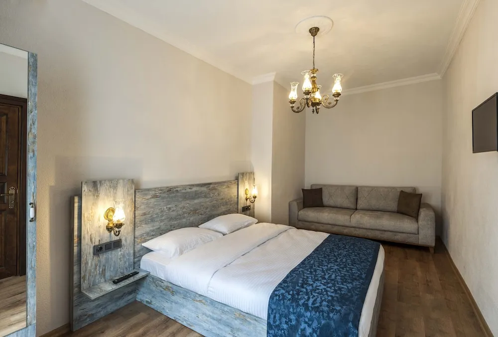 Classic Daire, 1 Büyük (Queen) Boy Yatak ve Çekyat