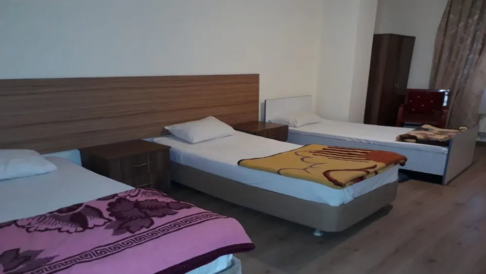 Standard Üç Kişilik Oda