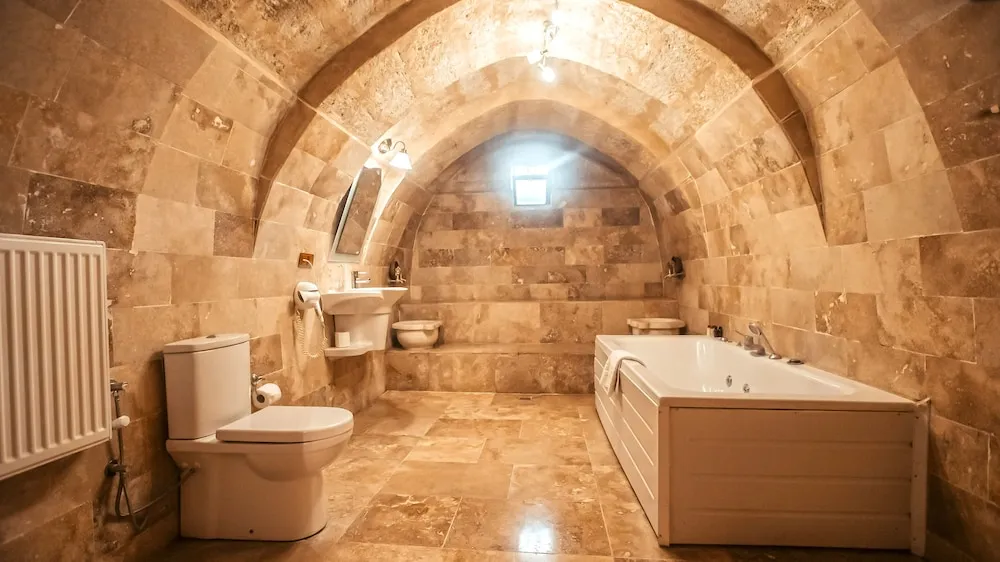 Süit, Sıcak Su Küveti (Stone)