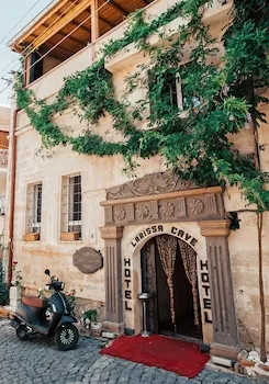 Larissa Cave Hotel