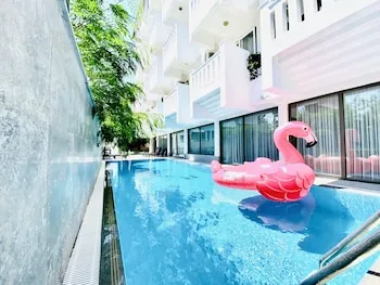 Royal City Hotel