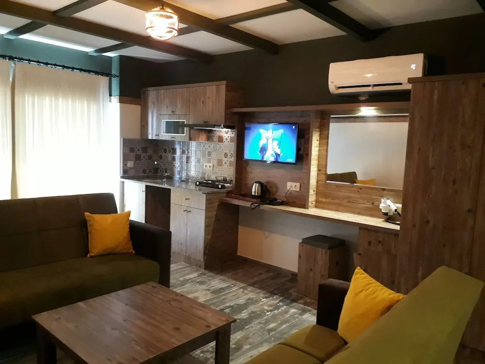 Family Tek Büyük veya İki Ayrı Yataklı Oda