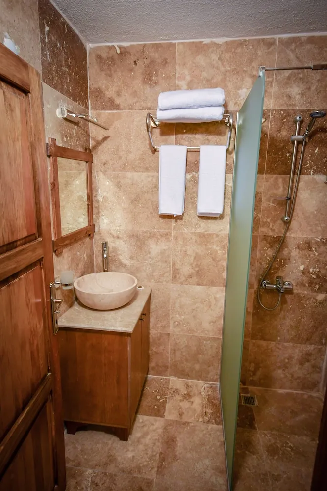 Standard Üç Kişilik Oda