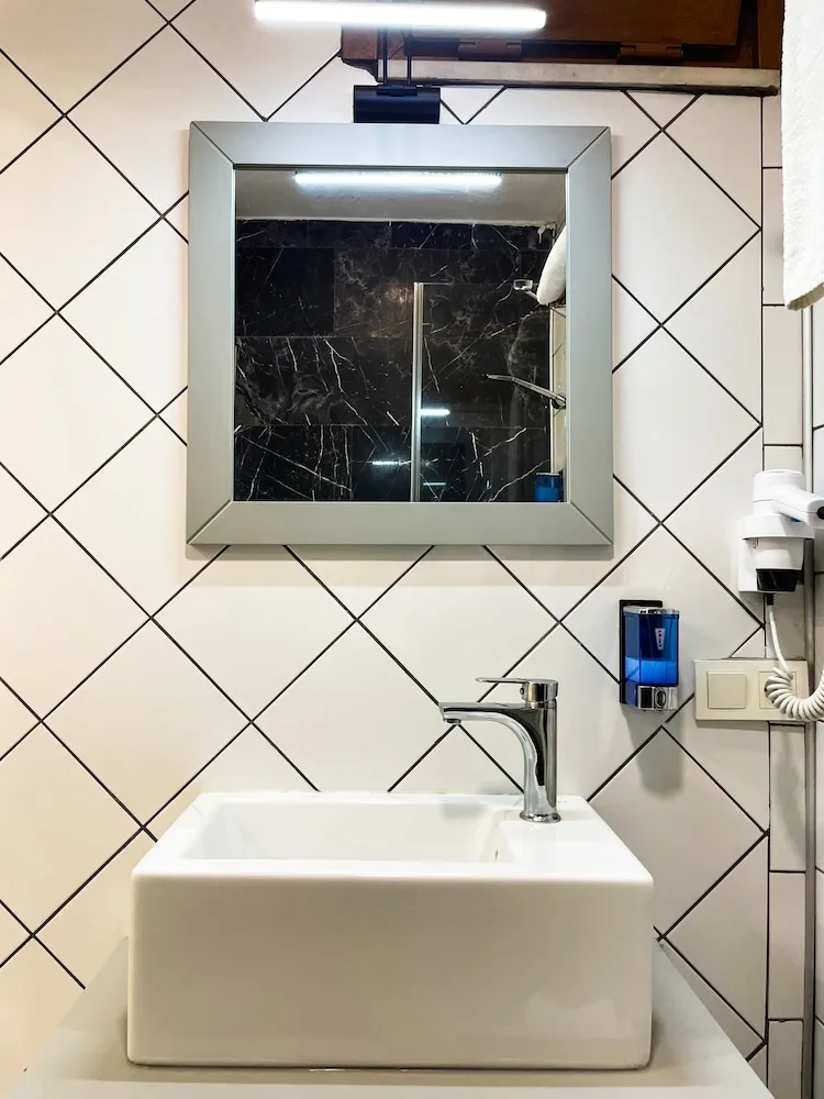 Superior Tek Büyük veya İki Ayrı Yataklı Oda