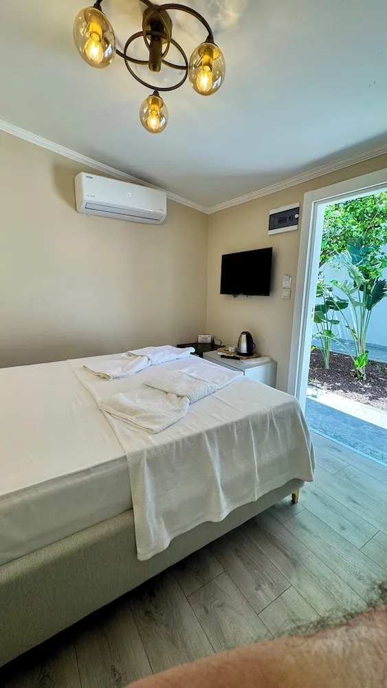 Economy Standard Room (Garden View)