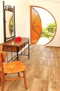 Heredot's House