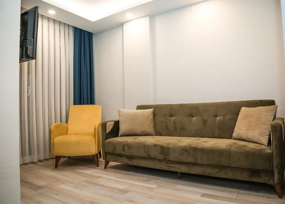Deluxe Süit, 1 Yatak Odası, Balkon/Veranda, Şehir Manzaralı