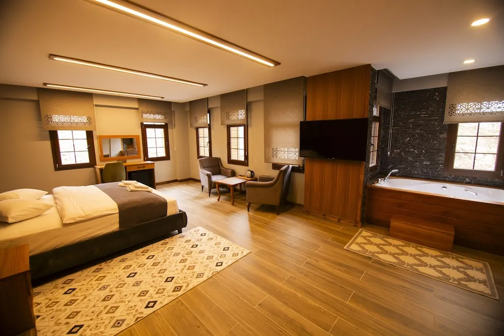 Deluxe Tek Büyük Yataklı Oda, Dağ Manzaralı