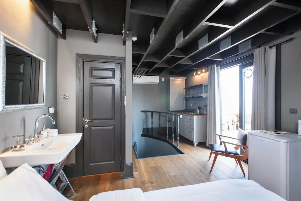 Apart Daire, 3 Yatak Odası, Teras, Deniz Manzaralı (Duplex with Kitchenette)