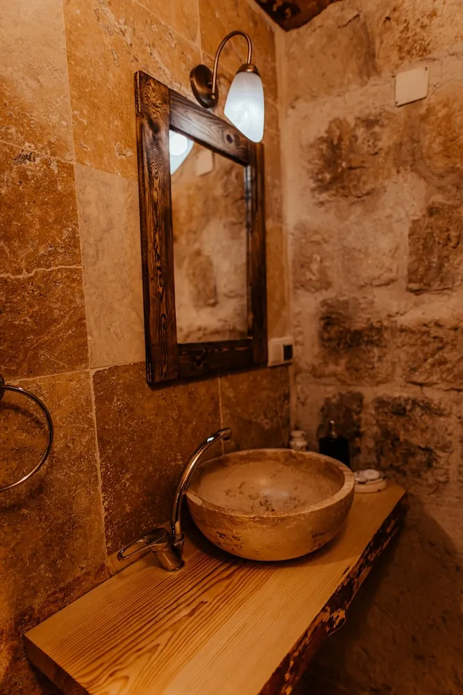 Deluxe Büyük Yataklı Tek Kişilik Oda