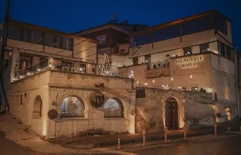Young Cave Hotel
