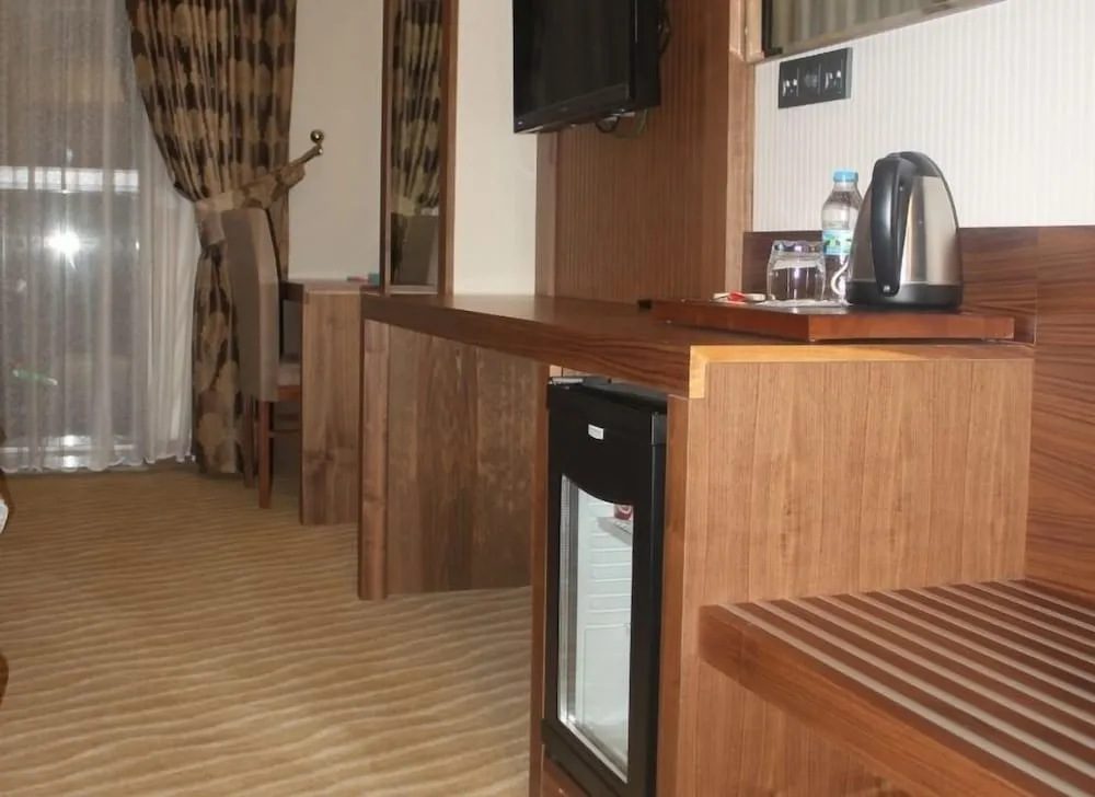 Classic Üç Kişilik Oda, Şehir Manzaralı