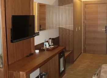 YZE Pirlanta Hotel