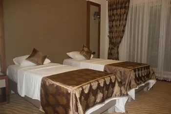 YZE Pirlanta Hotel