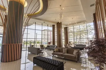 Shimall Deluxe Hotel