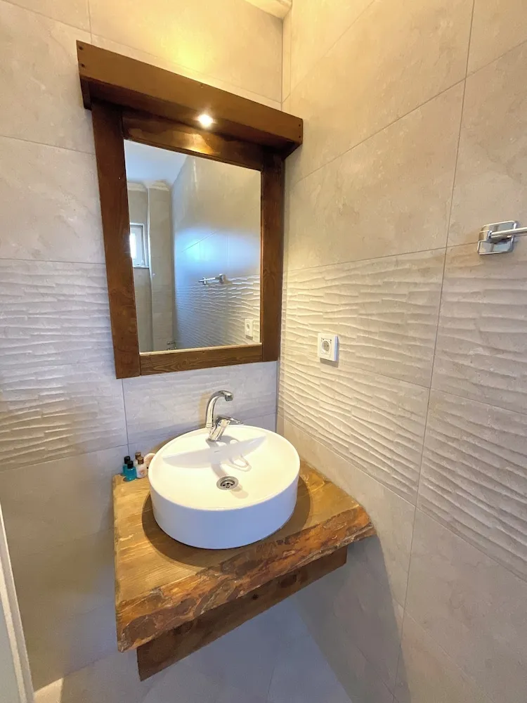 Economy Tek Büyük Yataklı Oda, 1 Büyük (Queen) Boy Yatak, Sigara İçilmez