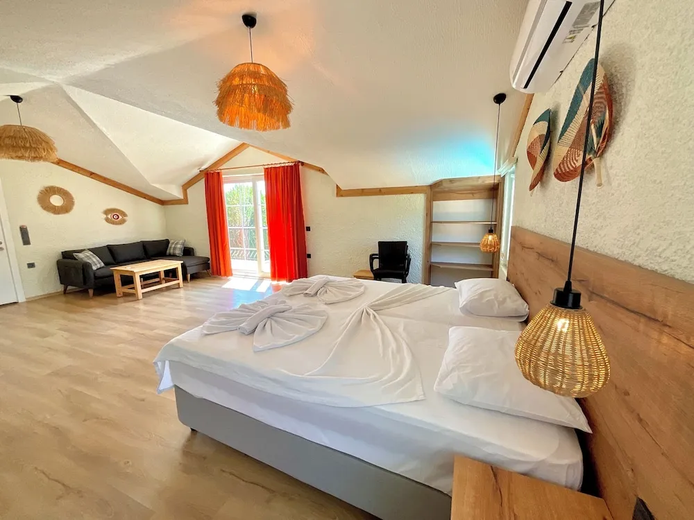 Honeymoon Oda, Sigara İçilmez, Dağ Manzaralı