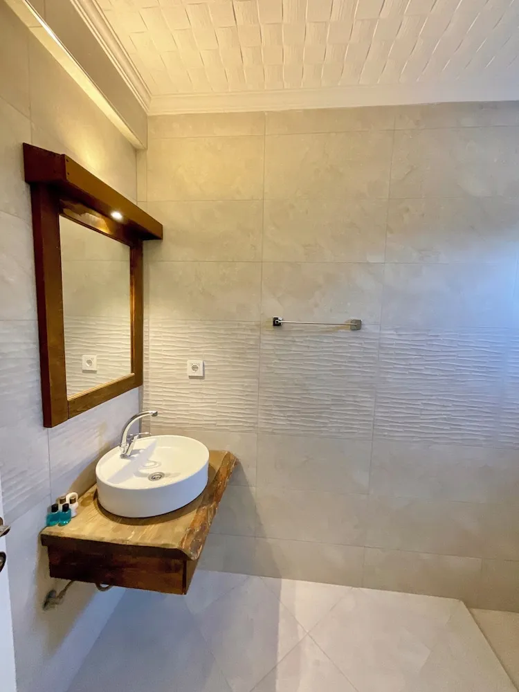 Standard Üç Kişilik Oda