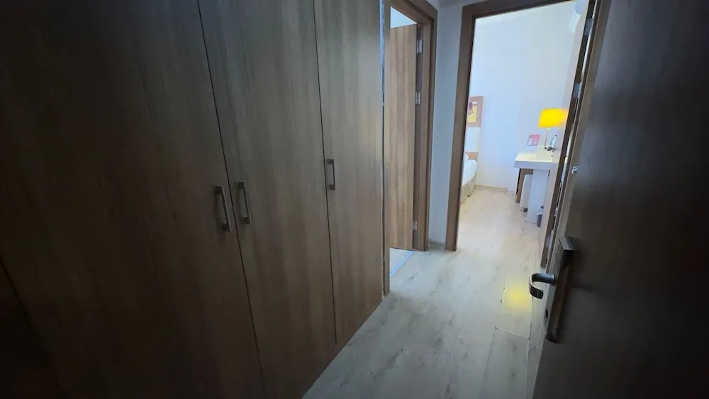 Standard Tek Büyük Yataklı Oda, Bahçe Manzaralı