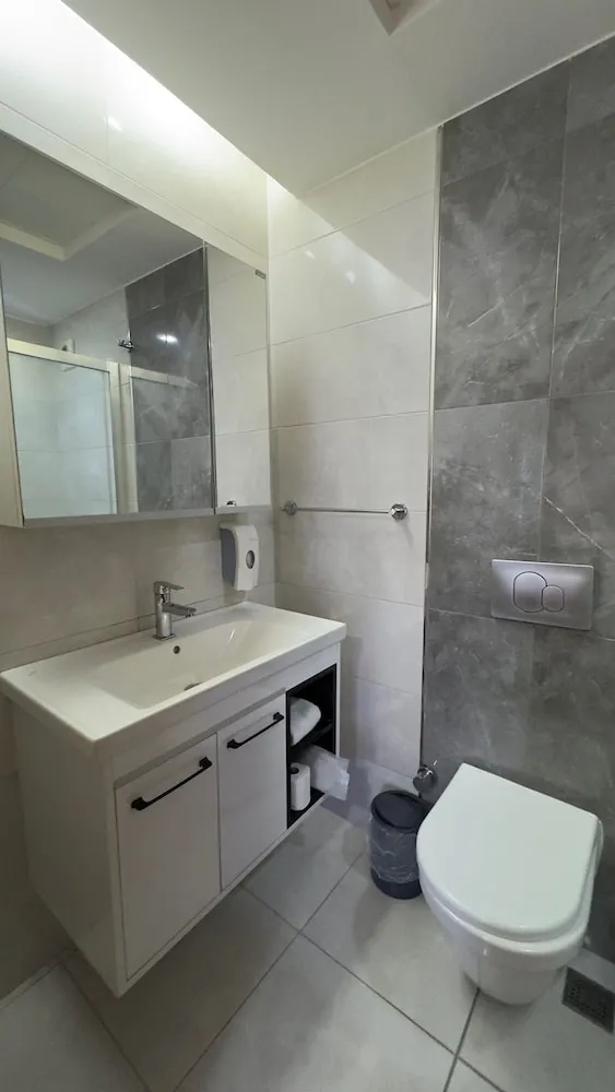 Standard Tek Büyük Yataklı Oda, Bahçe Manzaralı