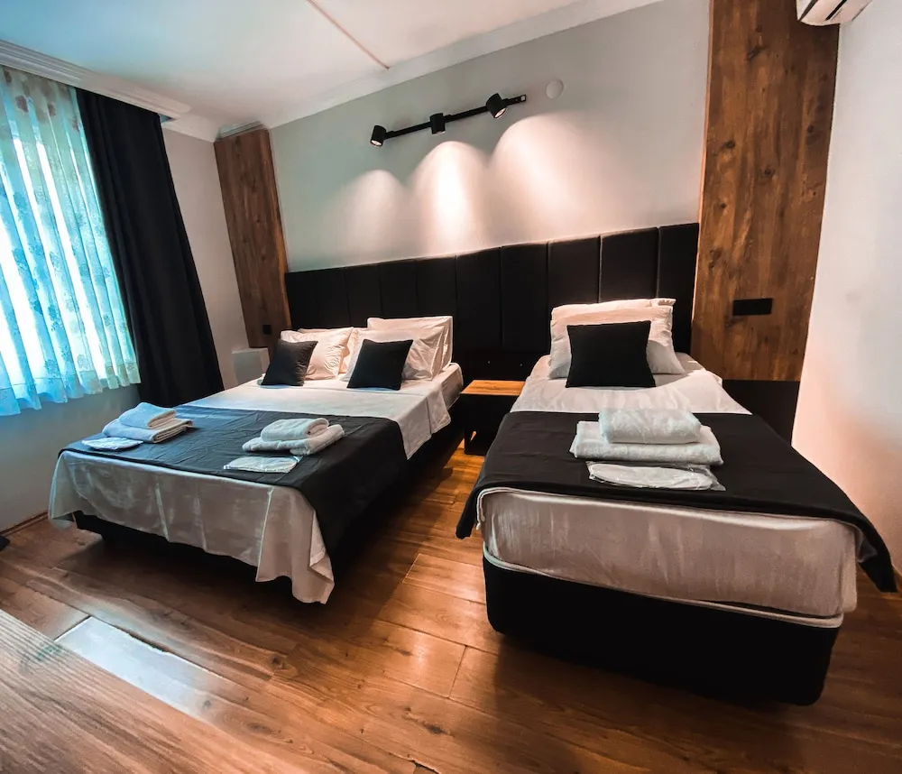 Standard Üç Kişilik Oda