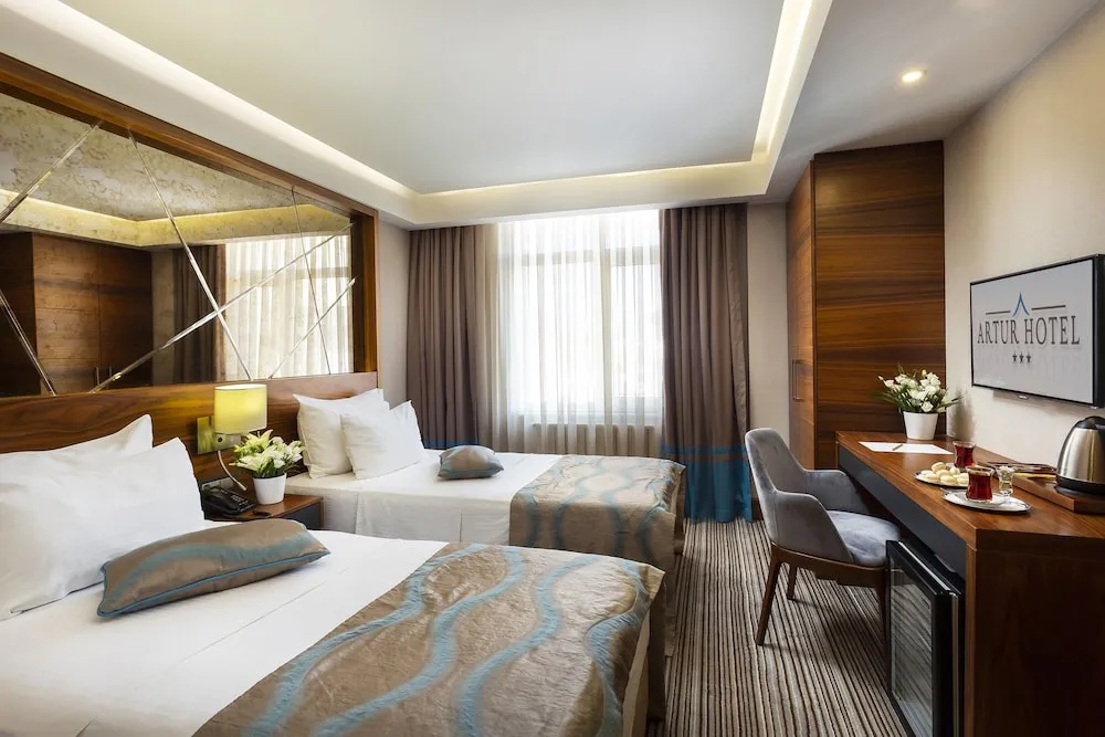 Standard Two Single Bed with City View Room