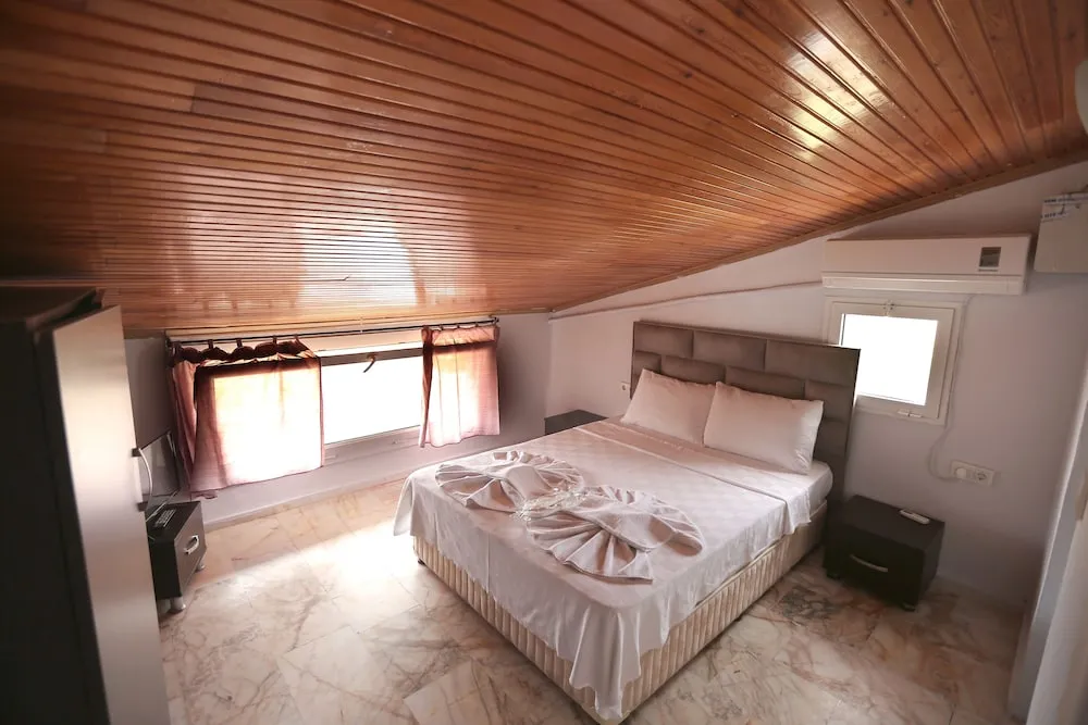 Economy Çatı Katı (Loft)