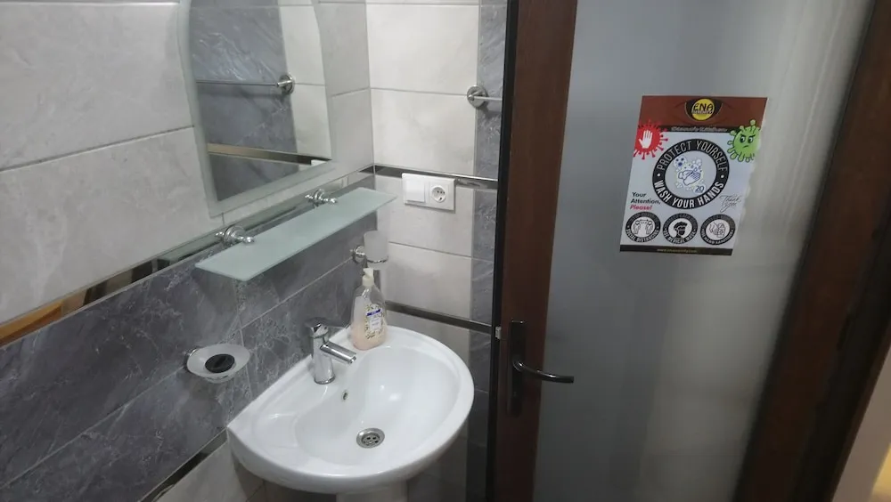 Family Dört Kişilik Oda, Dağ Manzaralı