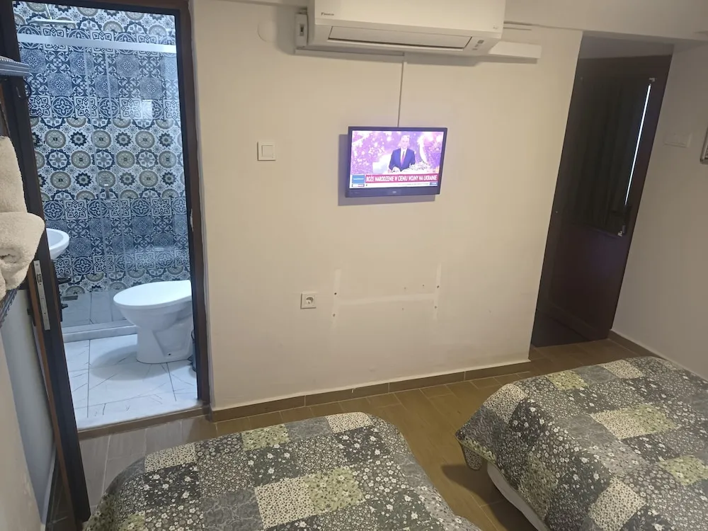 Economy İki Ayrı Yataklı Oda, Avlu Manzaralı
