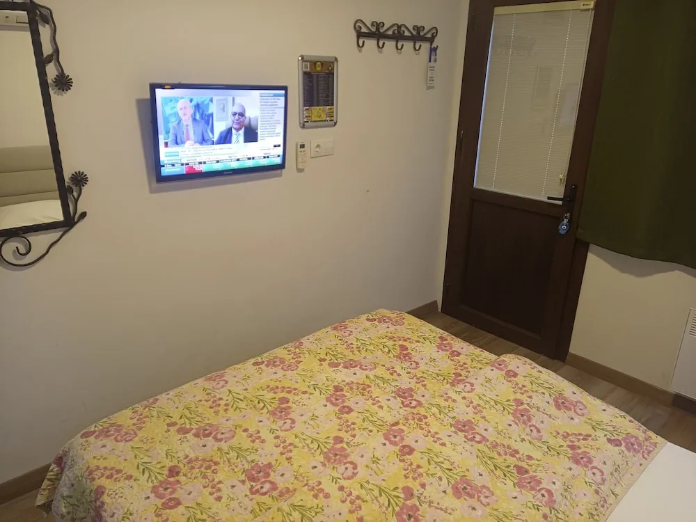 Deluxe Tek Büyük Yataklı Oda, Dağ Manzaralı